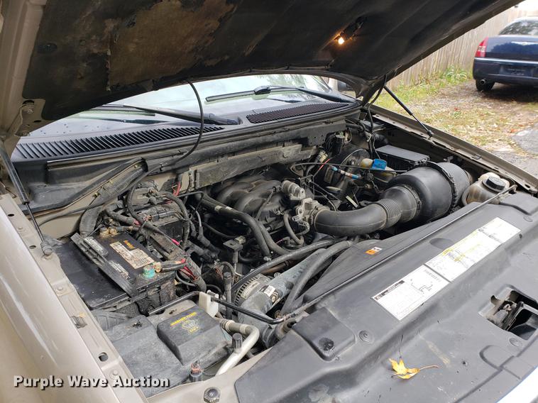 image for item DB9372 2001 Ford F150 SuperCab pickup truck