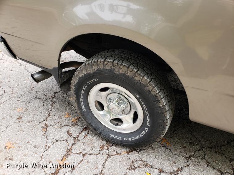 image for item DB9372 2001 Ford F150 SuperCab pickup truck