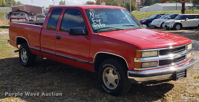 image for item DB9373 1998 Chevrolet C1500 pickup truck