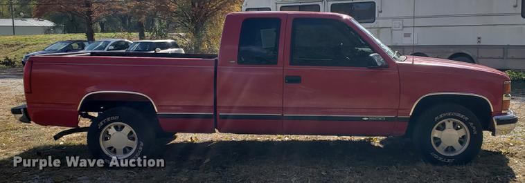 image for item DB9373 1998 Chevrolet C1500 pickup truck