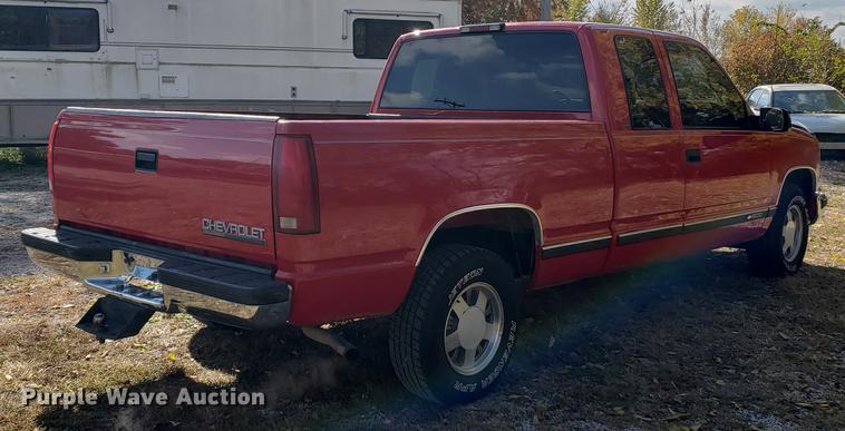 image for item DB9373 1998 Chevrolet C1500 pickup truck