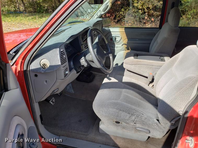 image for item DB9373 1998 Chevrolet C1500 pickup truck