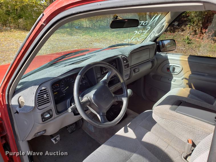 image for item DB9373 1998 Chevrolet C1500 pickup truck