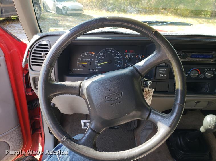 image for item DB9373 1998 Chevrolet C1500 pickup truck