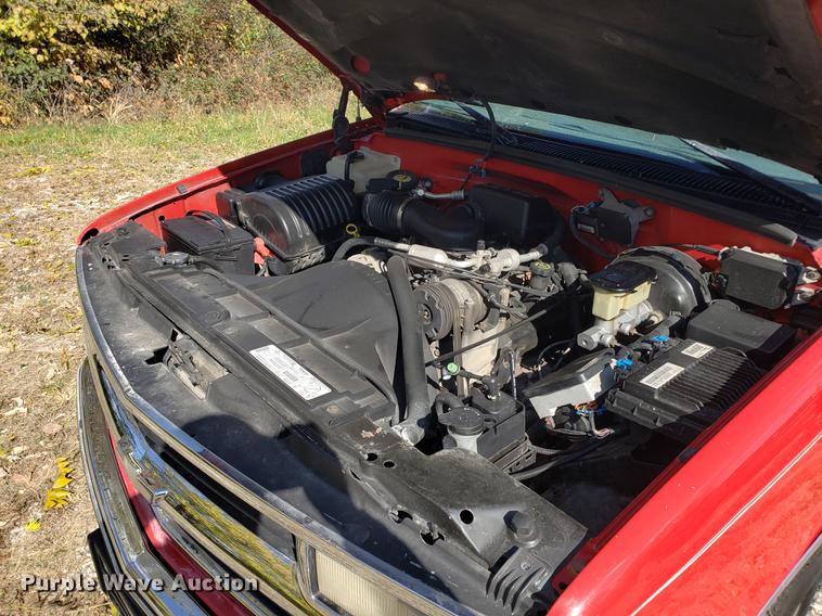 image for item DB9373 1998 Chevrolet C1500 pickup truck