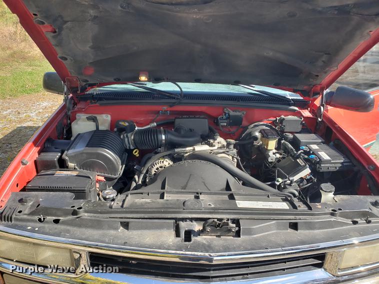 image for item DB9373 1998 Chevrolet C1500 pickup truck