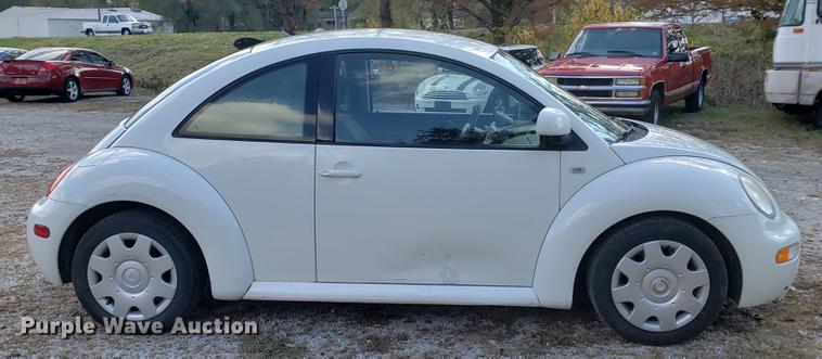 image for item DB9375 1999 Volkswagen New Beetle