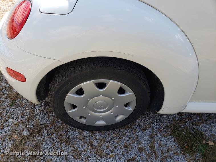 image for item DB9375 1999 Volkswagen New Beetle