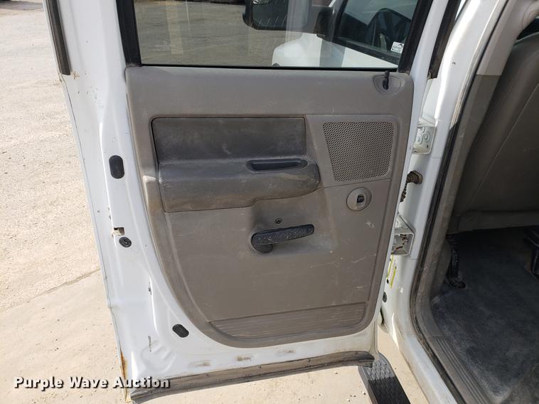 image for item DB9409 2008 Dodge Ram 3500 Quad Cab utility bed pickup truck