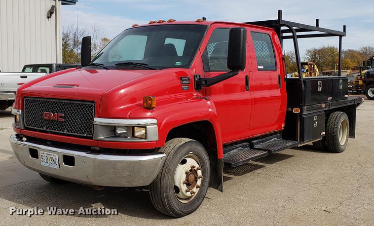 image for item DB9410 2004 GMC C4500 flatbed truck