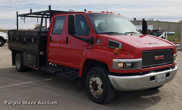image for item DB9410 2004 GMC C4500 flatbed truck