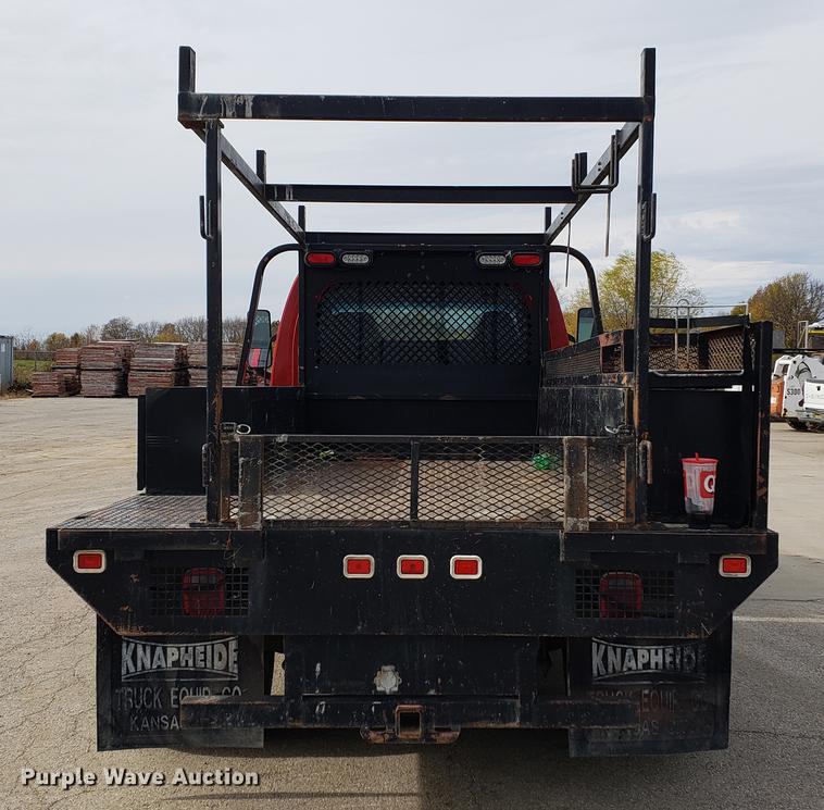 image for item DB9410 2004 GMC C4500 flatbed truck