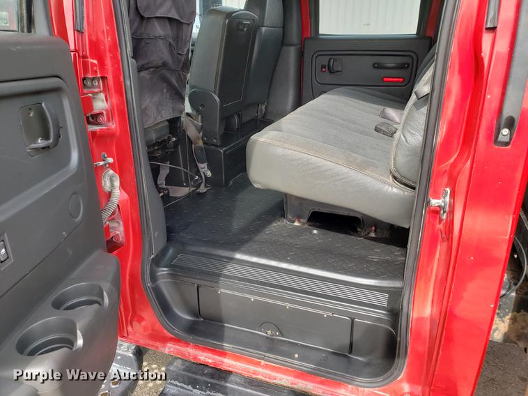 image for item DB9410 2004 GMC C4500 flatbed truck