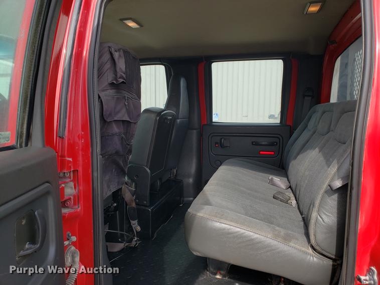 image for item DB9410 2004 GMC C4500 flatbed truck