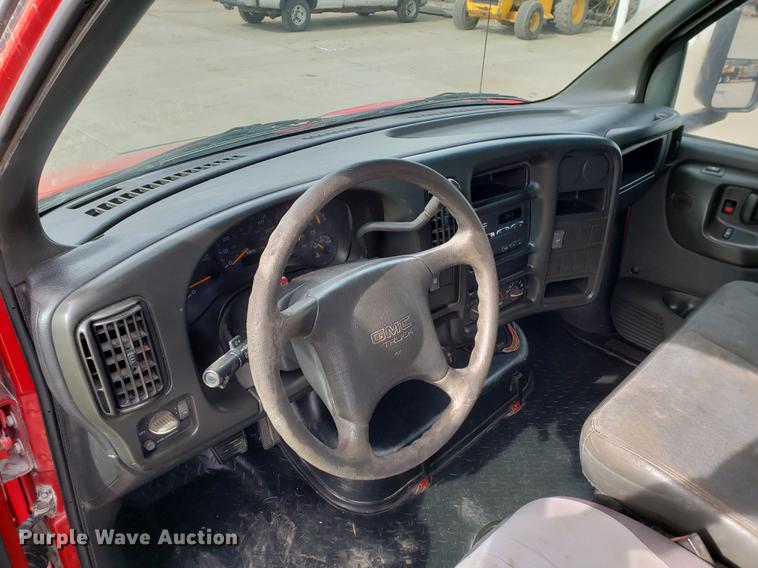 image for item DB9410 2004 GMC C4500 flatbed truck