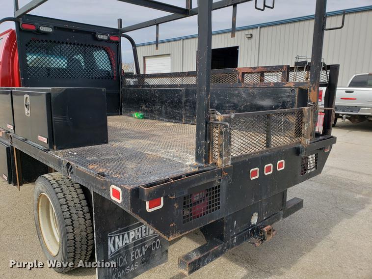 image for item DB9410 2004 GMC C4500 flatbed truck