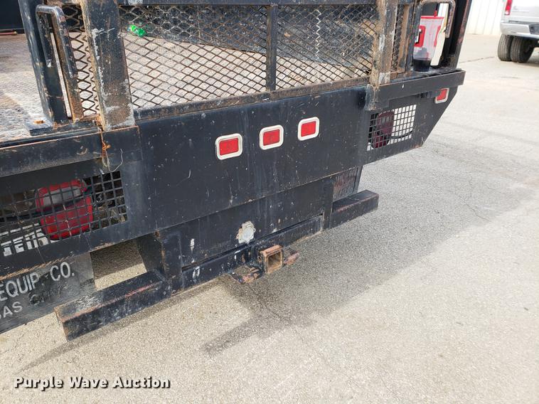 image for item DB9410 2004 GMC C4500 flatbed truck