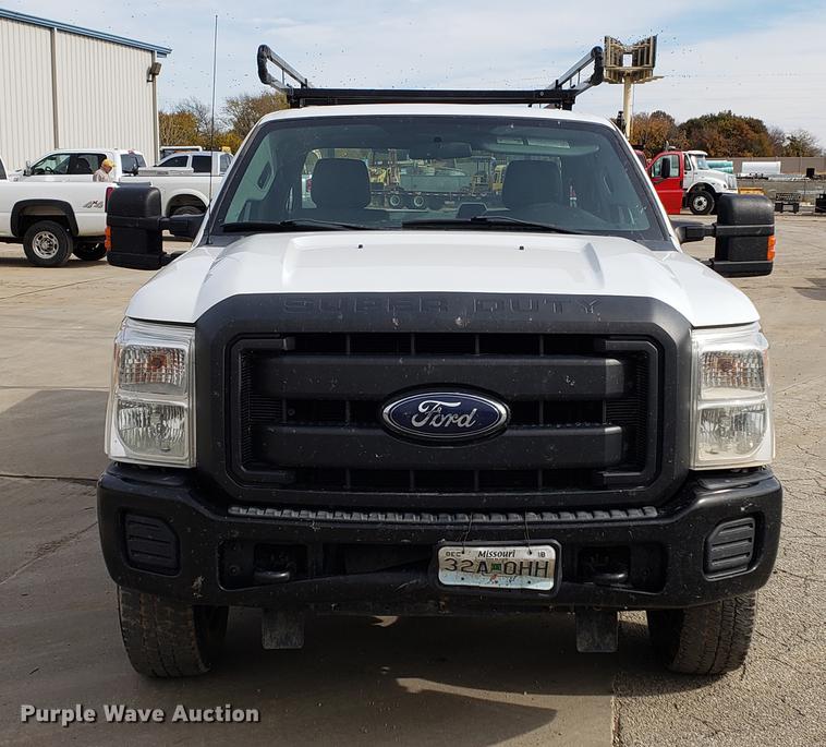 image for item DB9411 2013 Ford F250 Super Duty utility bed pickup truck