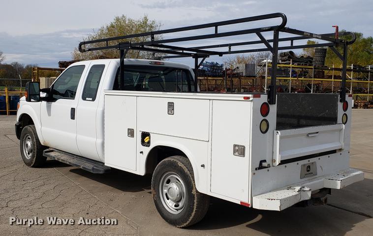 image for item DB9411 2013 Ford F250 Super Duty utility bed pickup truck