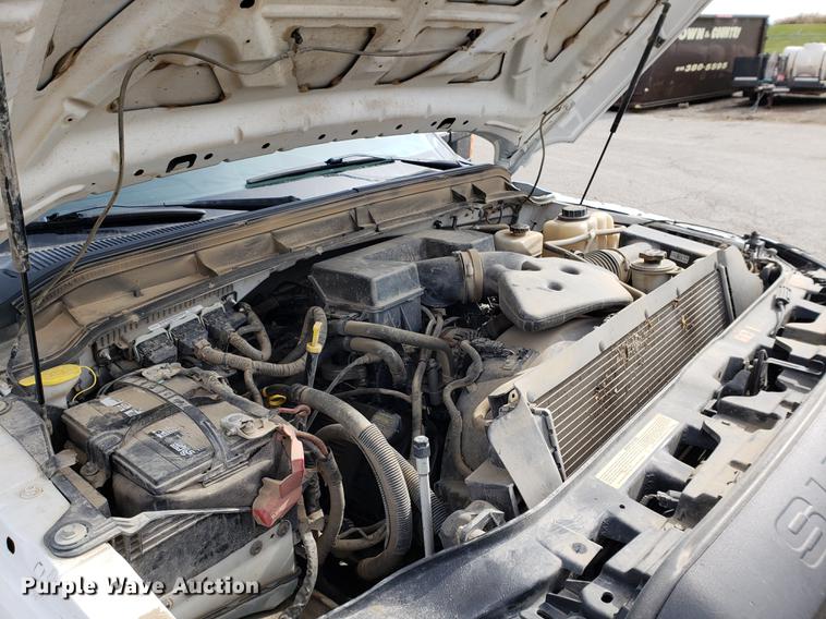 image for item DB9411 2013 Ford F250 Super Duty utility bed pickup truck