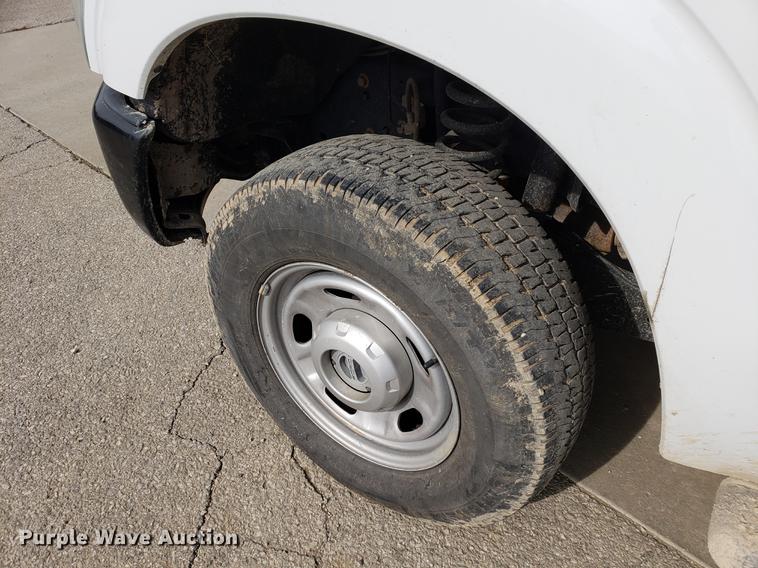 image for item DB9411 2013 Ford F250 Super Duty utility bed pickup truck