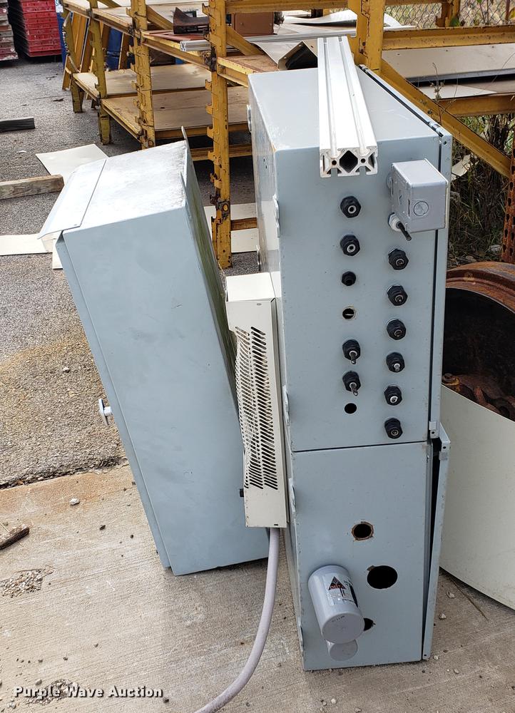 image for item DB9414 Mitsubishi four cylinder diesel engine