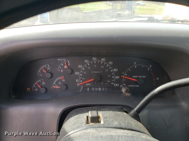 image for item DB9424 2001 Ford F450 Super Duty utility truck