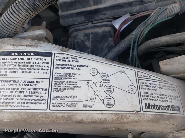 image for item DB9424 2001 Ford F450 Super Duty utility truck