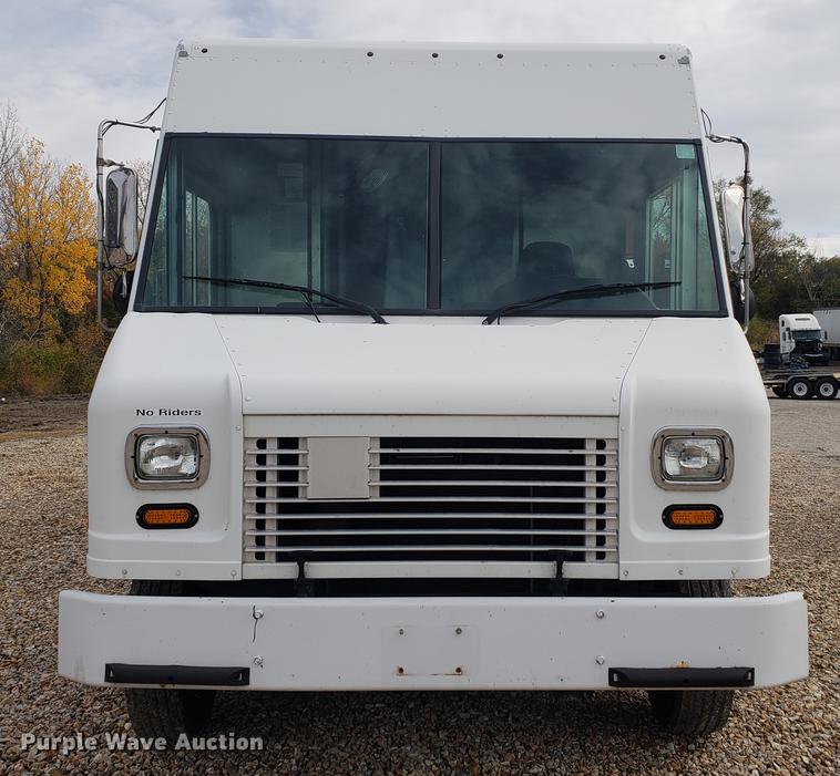 image for item DB9429 2009 Workhorse delivery truck