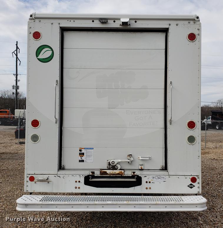 image for item DB9429 2009 Workhorse delivery truck