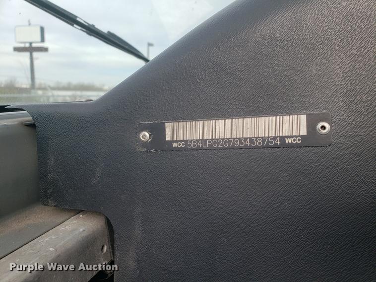 image for item DB9429 2009 Workhorse delivery truck