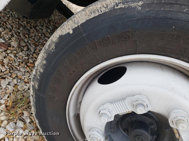 image for item DB9429 2009 Workhorse delivery truck