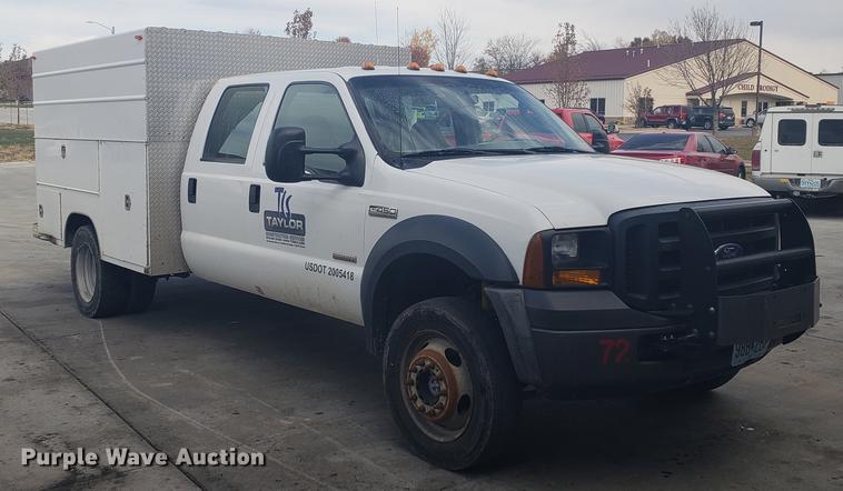 image for item DB9431 2006 Ford F450 Super Duty Crew Cab utility truck