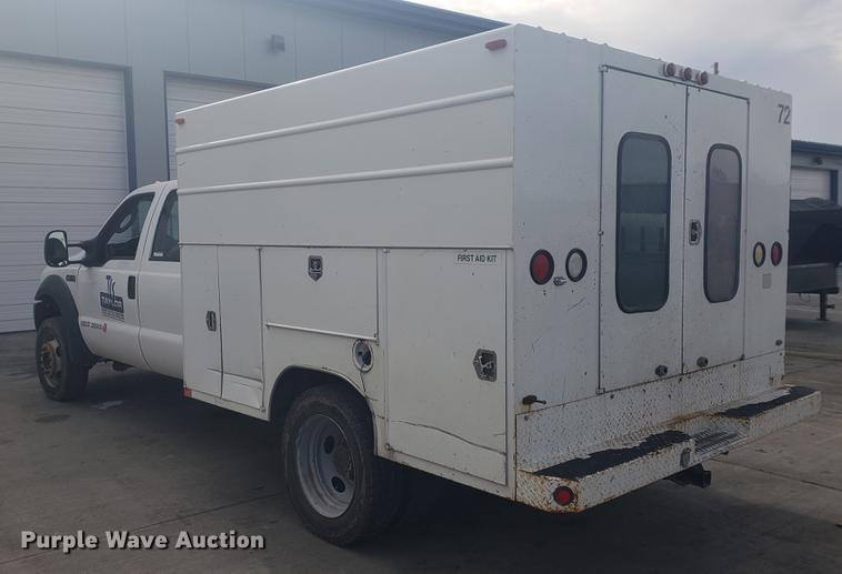 image for item DB9431 2006 Ford F450 Super Duty Crew Cab utility truck
