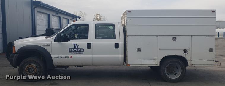 image for item DB9431 2006 Ford F450 Super Duty Crew Cab utility truck