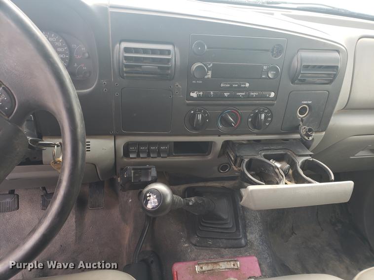 image for item DB9431 2006 Ford F450 Super Duty Crew Cab utility truck