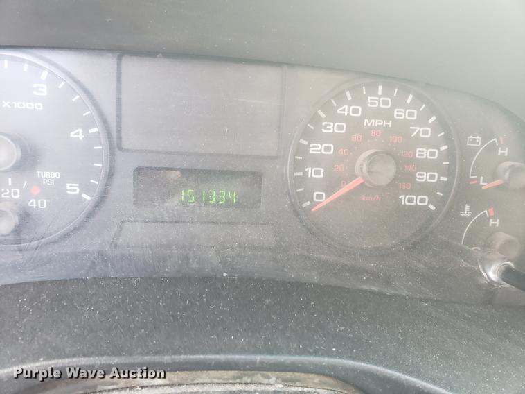 image for item DB9431 2006 Ford F450 Super Duty Crew Cab utility truck