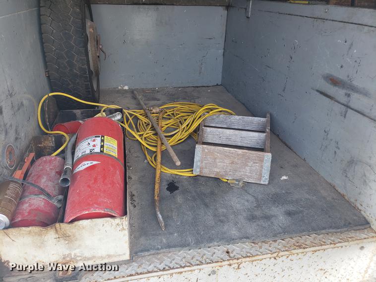 image for item DB9431 2006 Ford F450 Super Duty Crew Cab utility truck