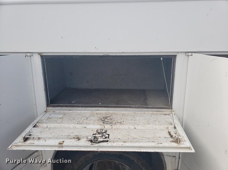 image for item DB9431 2006 Ford F450 Super Duty Crew Cab utility truck