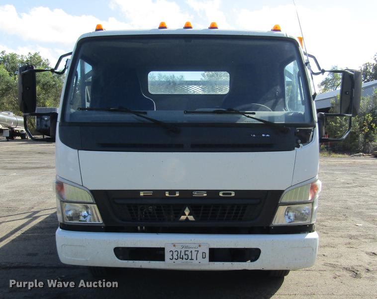 image for item DD2669 2008 Mitsubishi Fuso FE125 flatbed truck