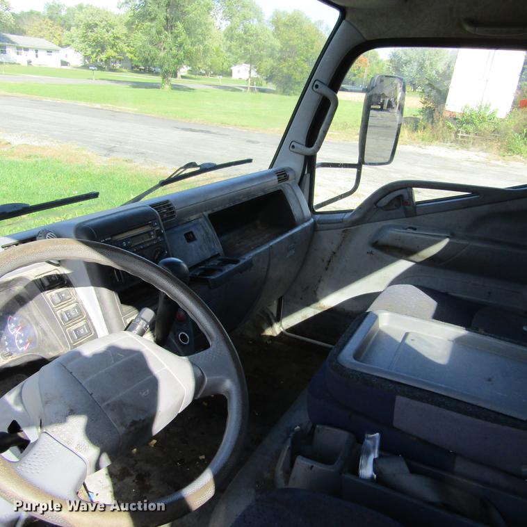 image for item DD2669 2008 Mitsubishi Fuso FE125 flatbed truck