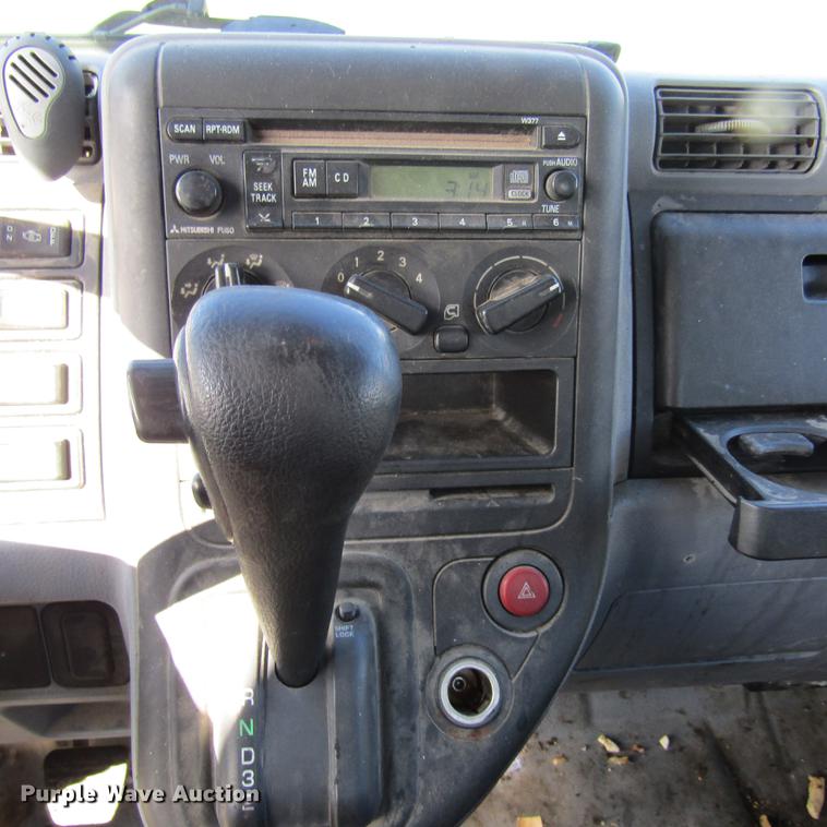 image for item DD2669 2008 Mitsubishi Fuso FE125 flatbed truck