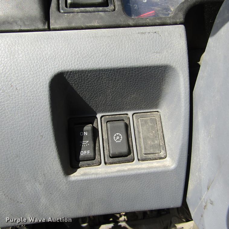 image for item DD2669 2008 Mitsubishi Fuso FE125 flatbed truck