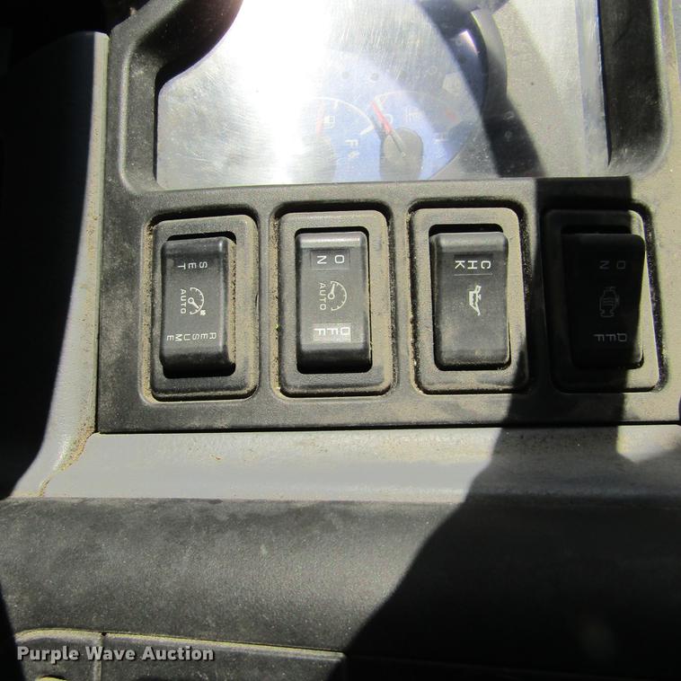 image for item DD2669 2008 Mitsubishi Fuso FE125 flatbed truck