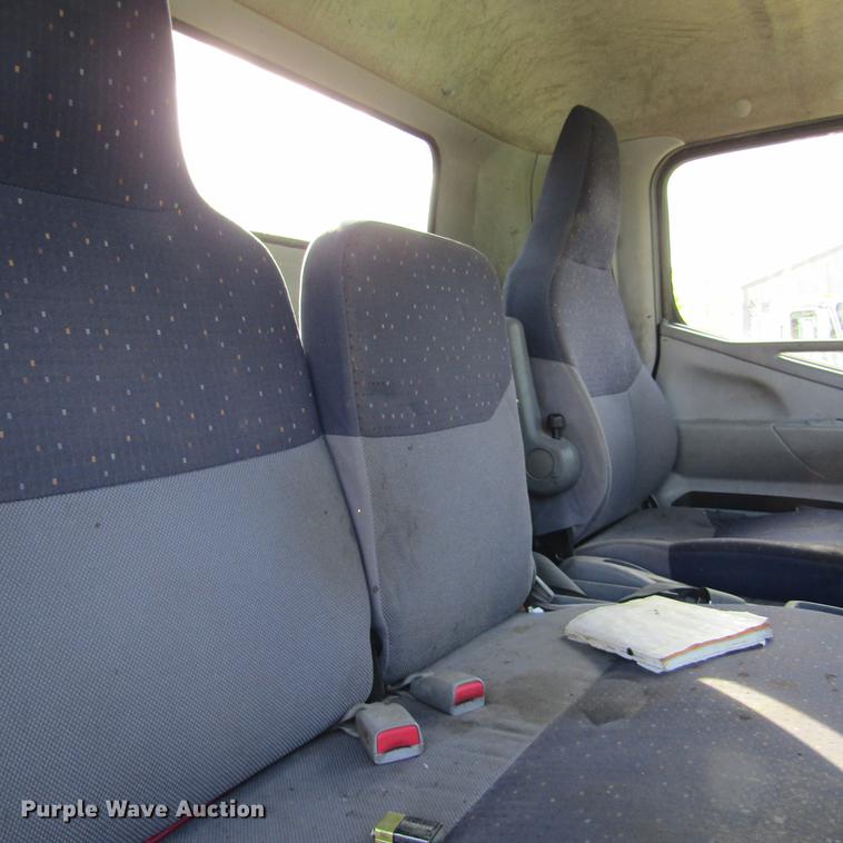 image for item DD2669 2008 Mitsubishi Fuso FE125 flatbed truck