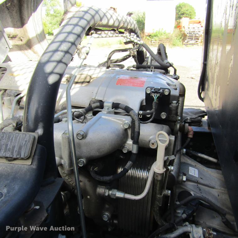 image for item DD2669 2008 Mitsubishi Fuso FE125 flatbed truck