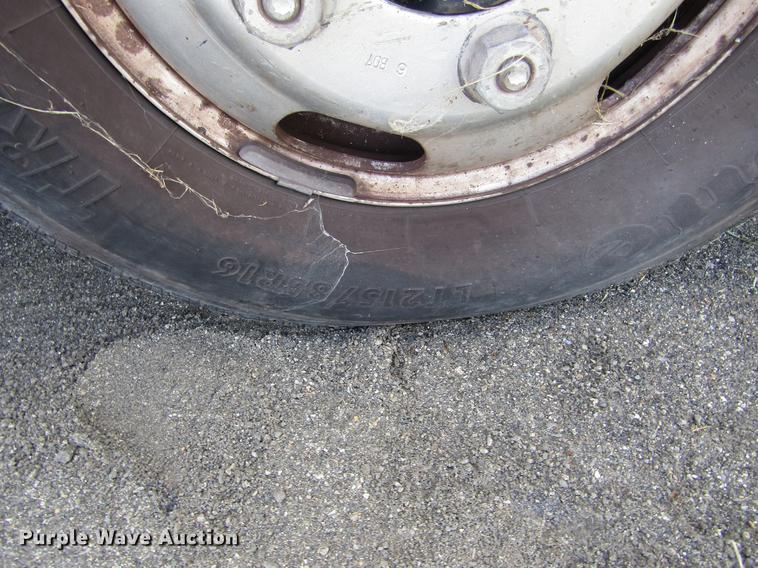 image for item DD2669 2008 Mitsubishi Fuso FE125 flatbed truck