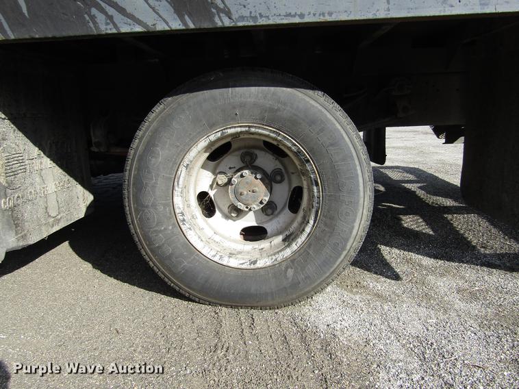 image for item DD2669 2008 Mitsubishi Fuso FE125 flatbed truck