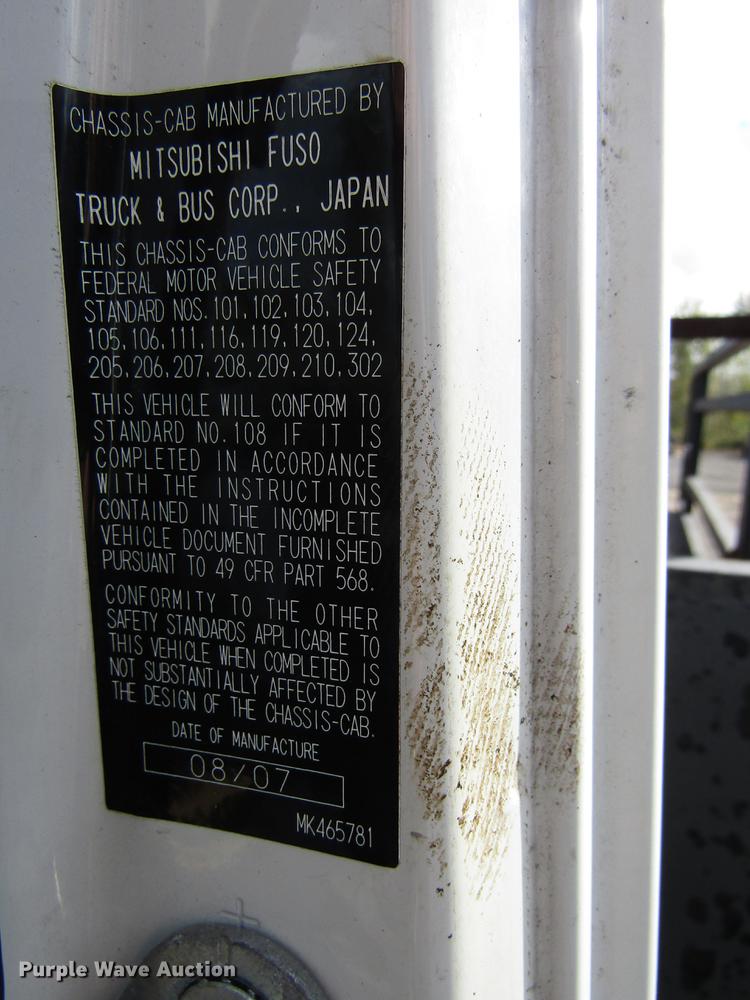 image for item DD2669 2008 Mitsubishi Fuso FE125 flatbed truck