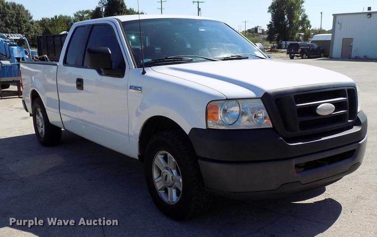 image for item DD3475 2007 Ford F150 SuperCab pickup truck